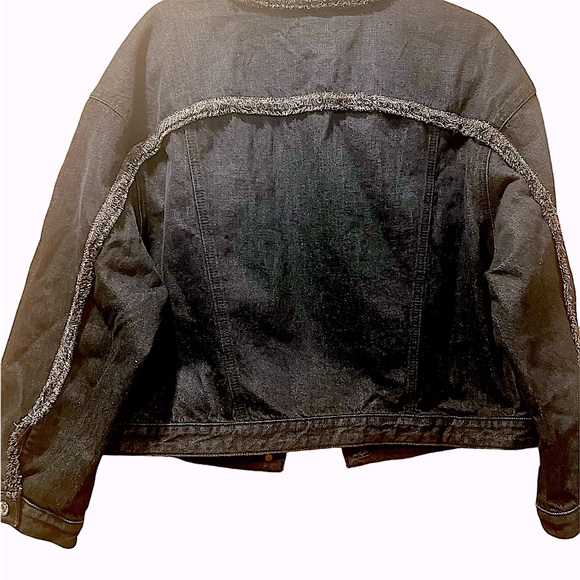 Denim jacket 7For All Mankind size 1X with short fringe - Picture 2 of 4